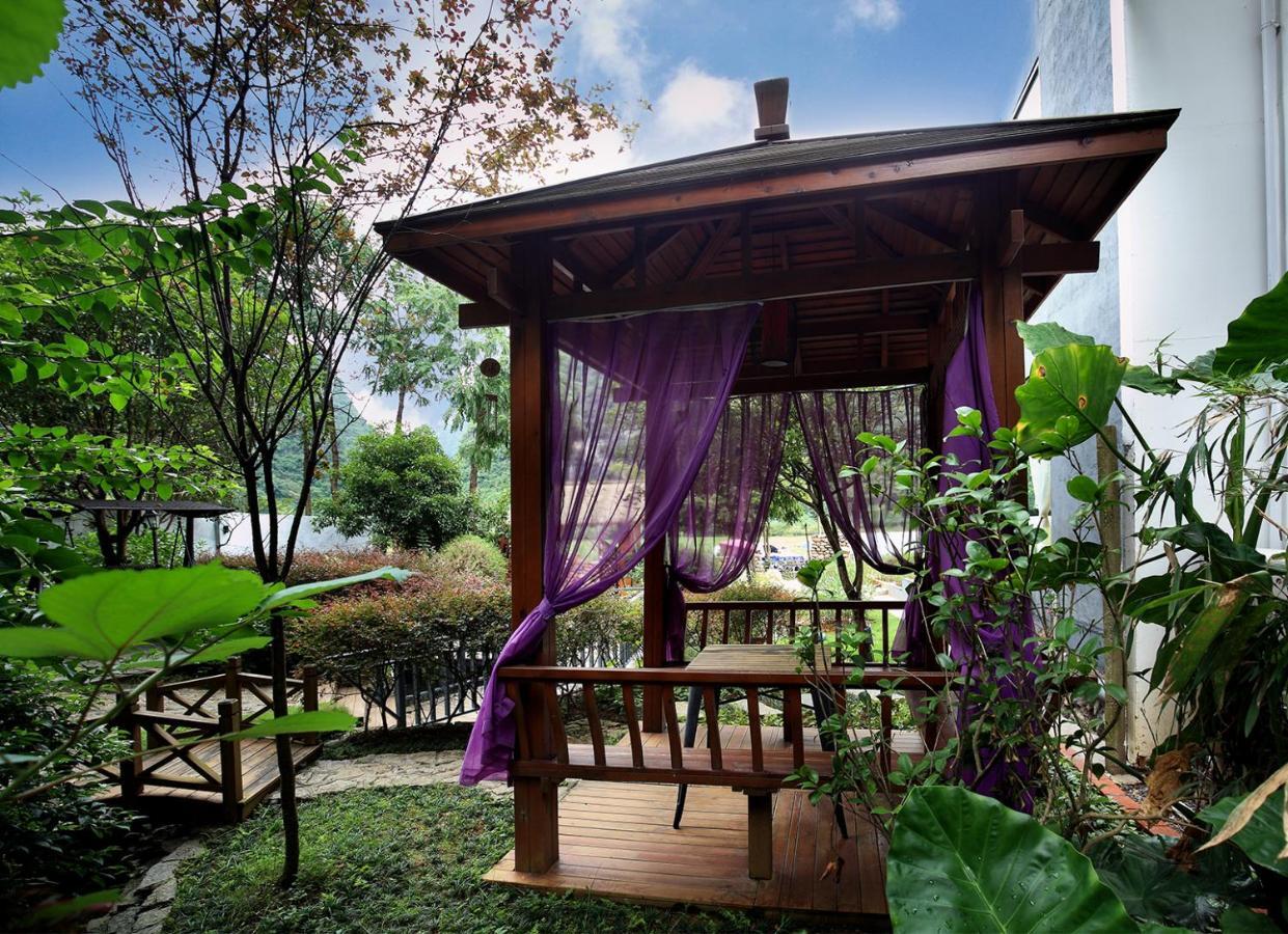Blue Sky Hotel Yangshuo Buitenkant foto